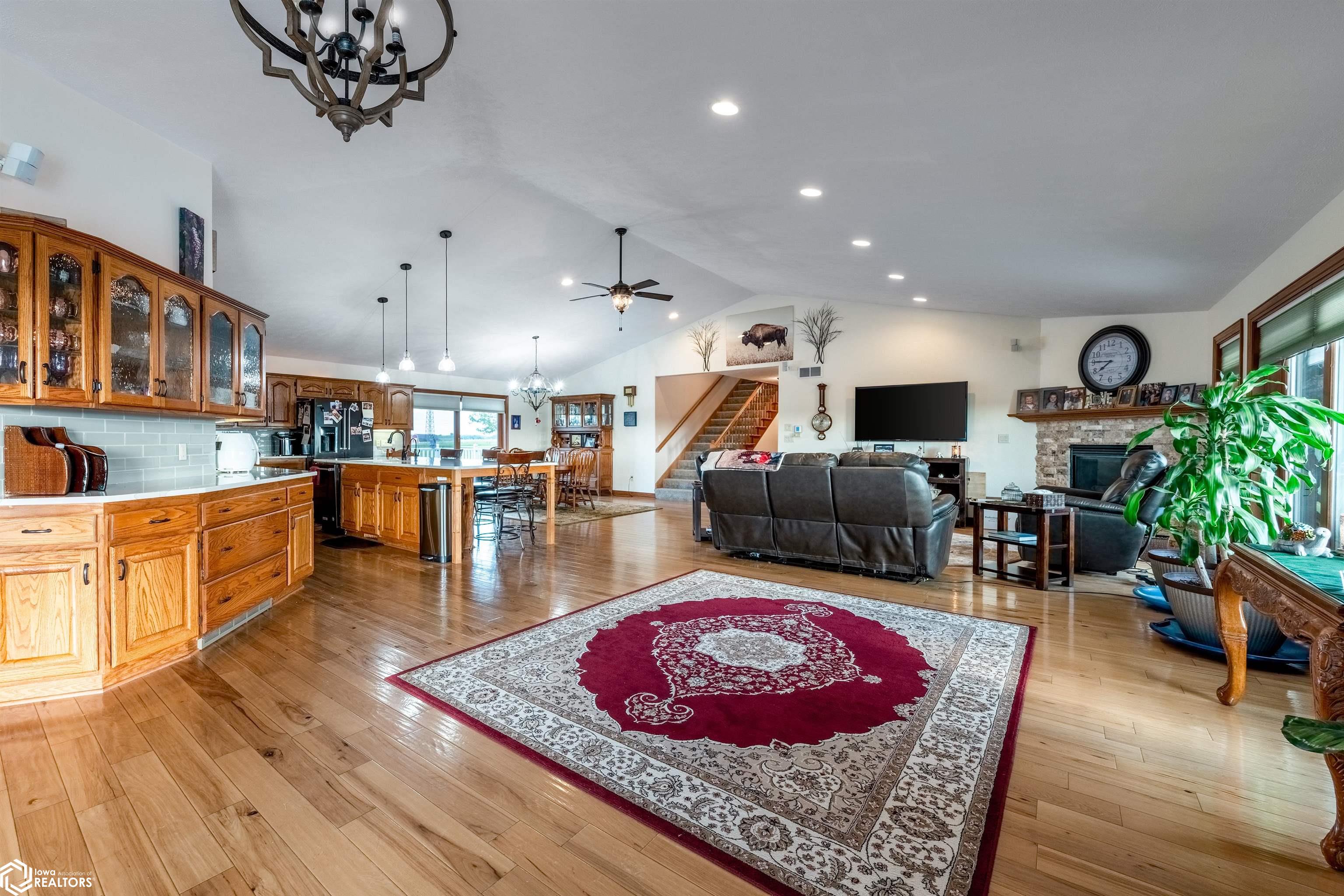 3014 Fieldcrest