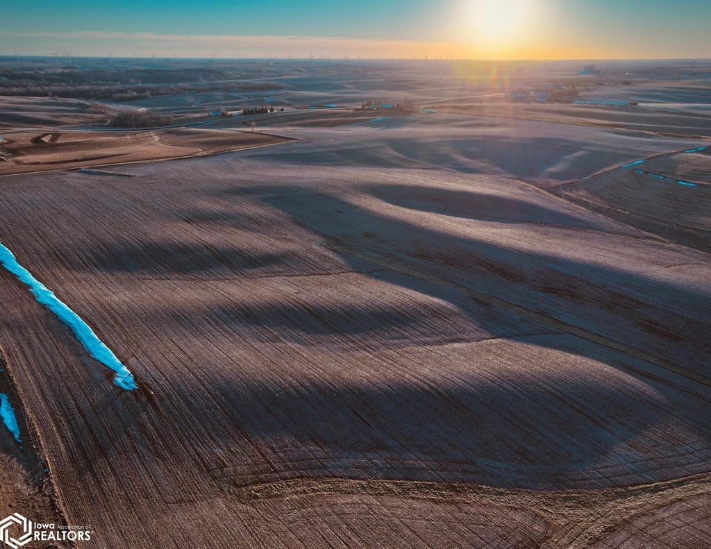 Photo of State Highway 14, Marshalltown, IA 50158 (MLS # 6335005)