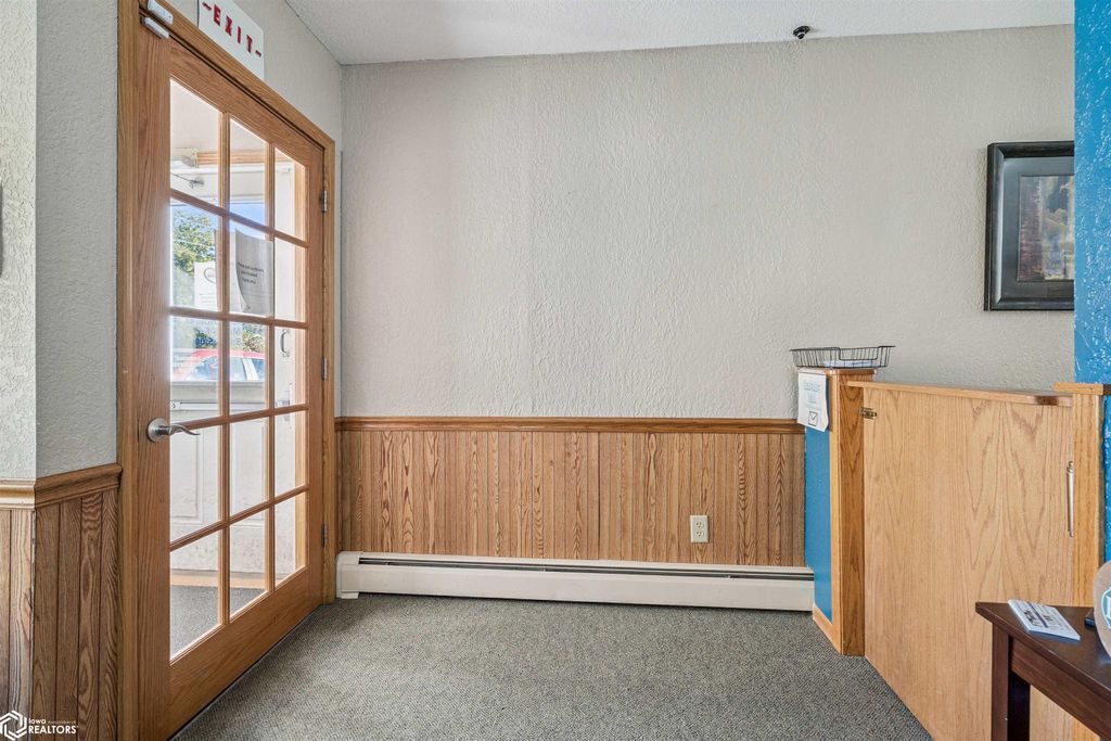 Photo of 101 S Cherry Street #Suite 101, Mount Pleasant, IA 52641 (MLS # 6335177)