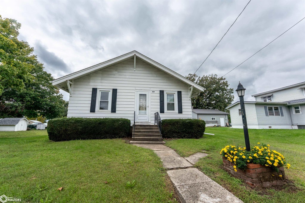 Photo of 607 Harrison Street, Melcher-Dallas, IA 50062 (MLS # 6343500)