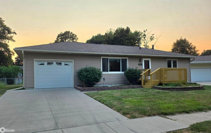 Photo 1 of 47 — 127 Parkview Drive, Webster City, IA 50595