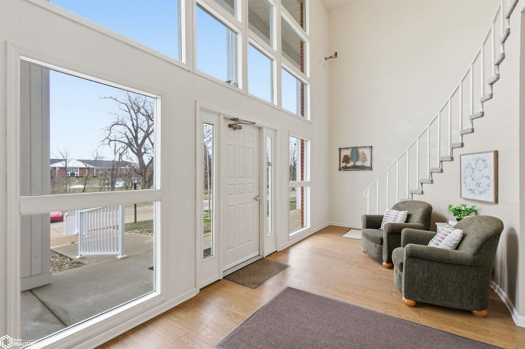 Photo of 514 E Olive Street #105, Marshalltown, IA 50158 (MLS # 6334976)