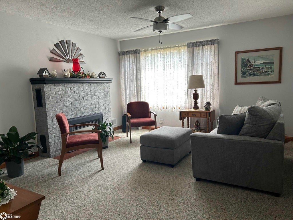 Photo of 220 5th Ave NE AVE, Hampton, IA 50441 (MLS # 6342375)