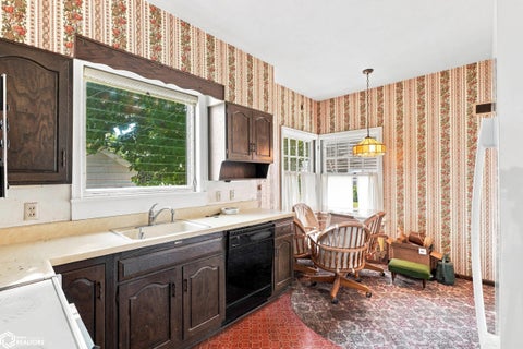 Tiny photo for 206 N Harrison Street, Mount Pleasant, IA 52641 (MLS # 6342717)