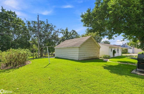 Tiny photo for 206 N Harrison Street, Mount Pleasant, IA 52641 (MLS # 6342717)