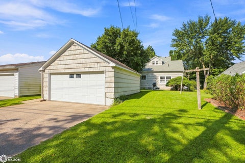 Tiny photo for 206 N Harrison Street, Mount Pleasant, IA 52641 (MLS # 6342717)