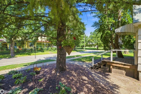 Tiny photo for 206 N Harrison Street, Mount Pleasant, IA 52641 (MLS # 6342717)