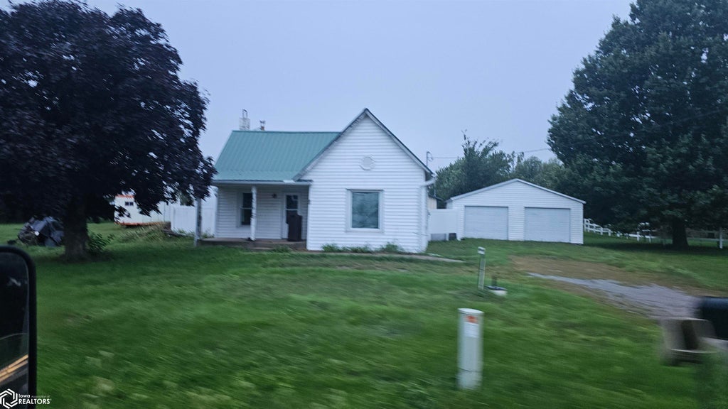Photo of 402 E 2nd St S Avenue S, Exline, IA 52555 (MLS # 6343544)