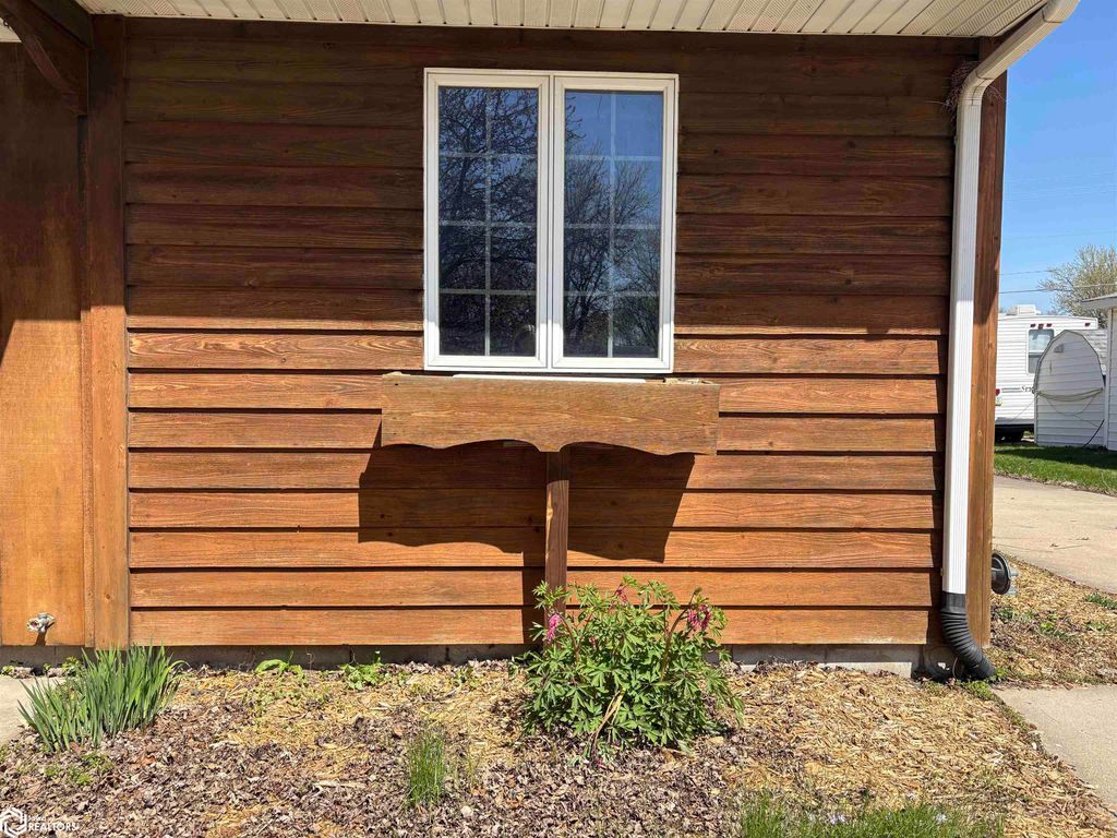 Photo of 109 Oakridge Drive, Forest City, IA 50436 (MLS # 6337541)