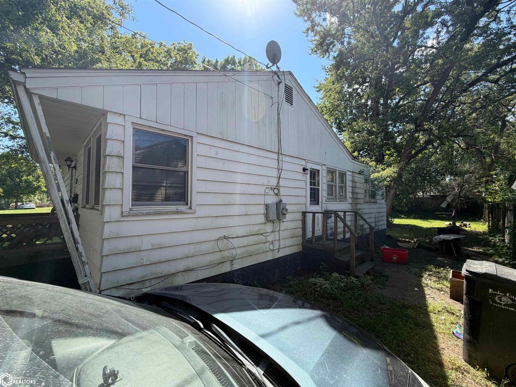 Photo of 729 Overman Avenue, Ottumwa, IA 52501 (MLS # 6342395)