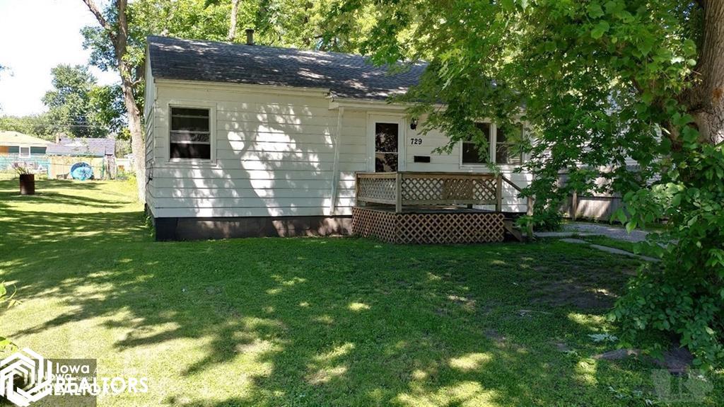 Photo of 729 Overman Avenue, Ottumwa, IA 52501 (MLS # 6342395)