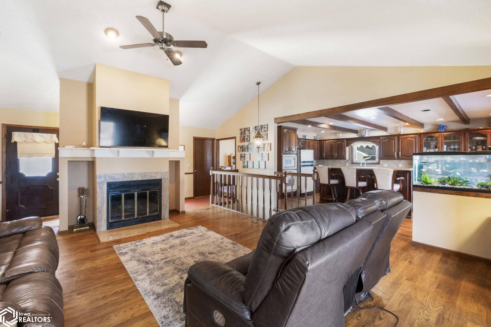 11 Knollwood Court