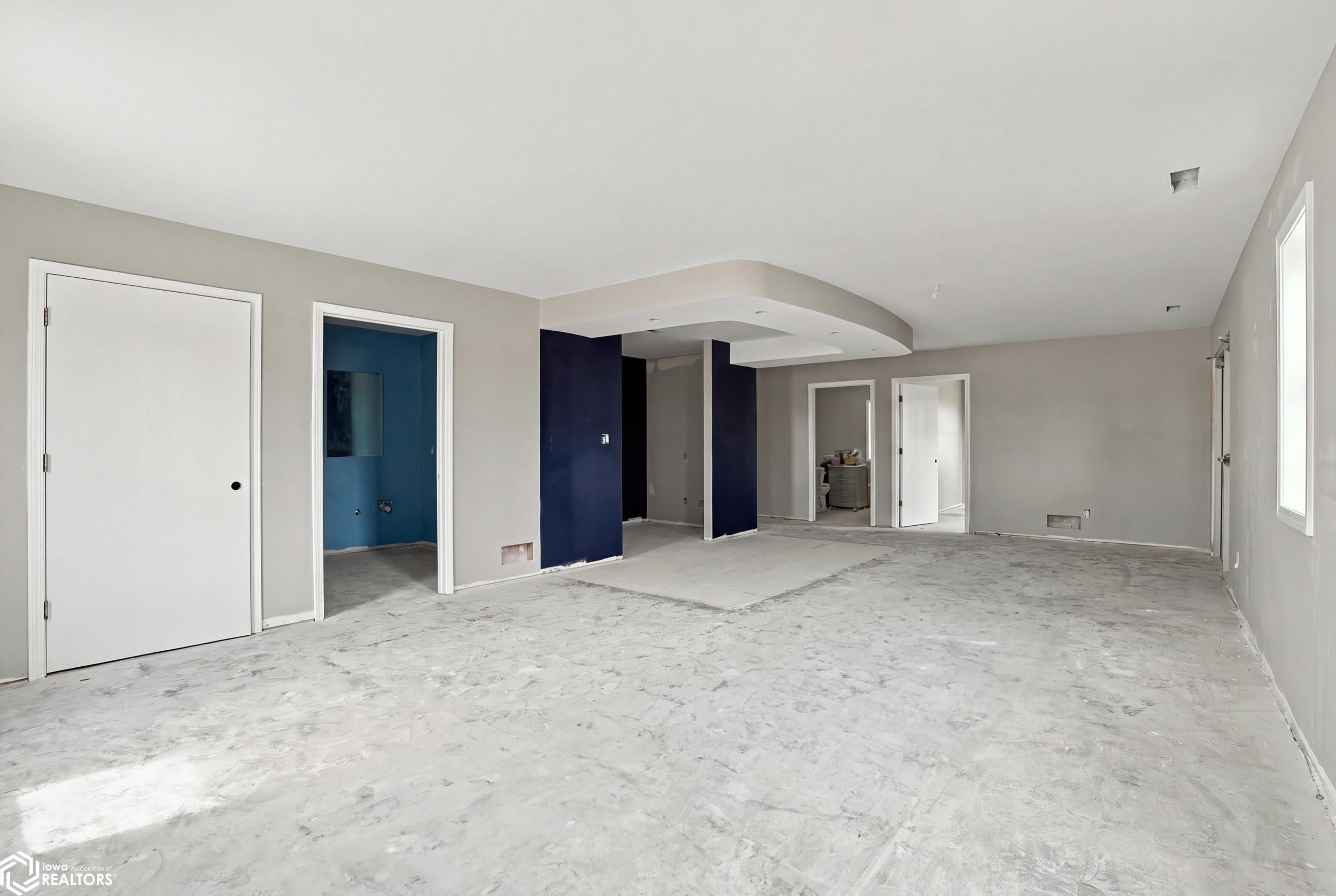 1307 Broadway Street