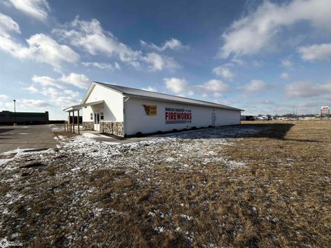 205 S Wiley Avenue Washington IA 52353