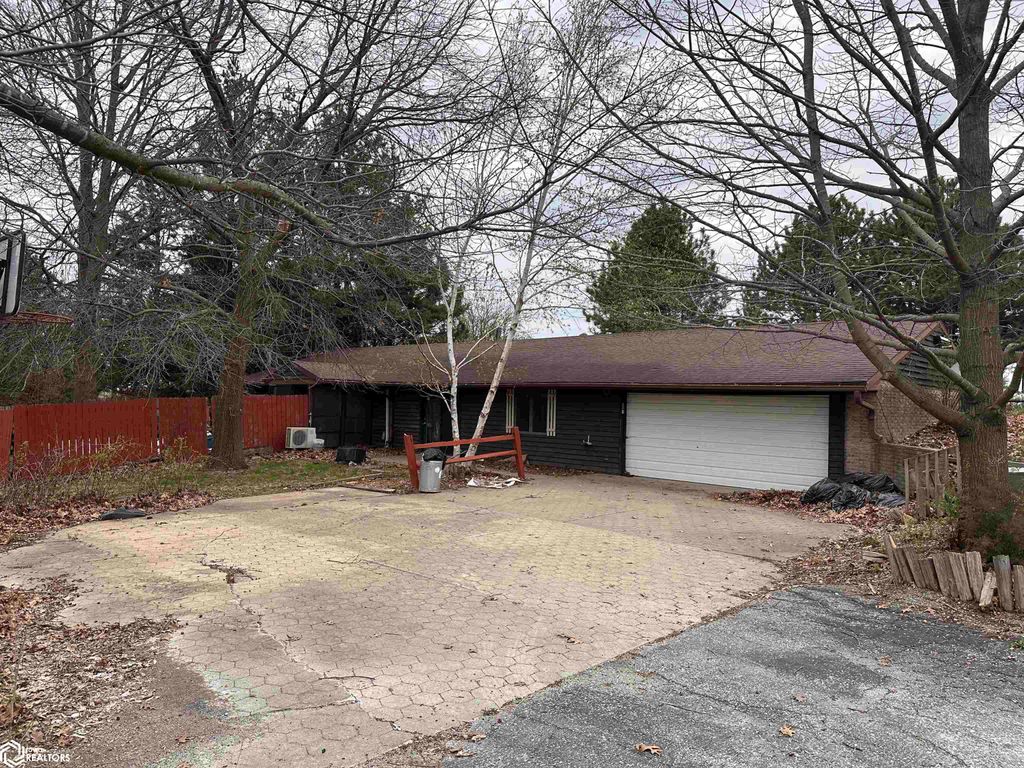 Photo of 2593 Garrels Drive, New London, IA 52645 (MLS # 6337115)