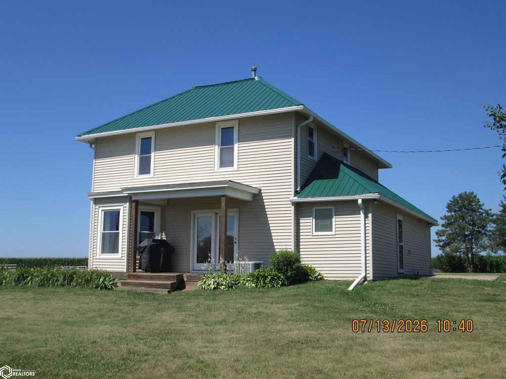 Photo of 52948 Pinoak Road, Walnut, IA 51577 (MLS # 6340405)