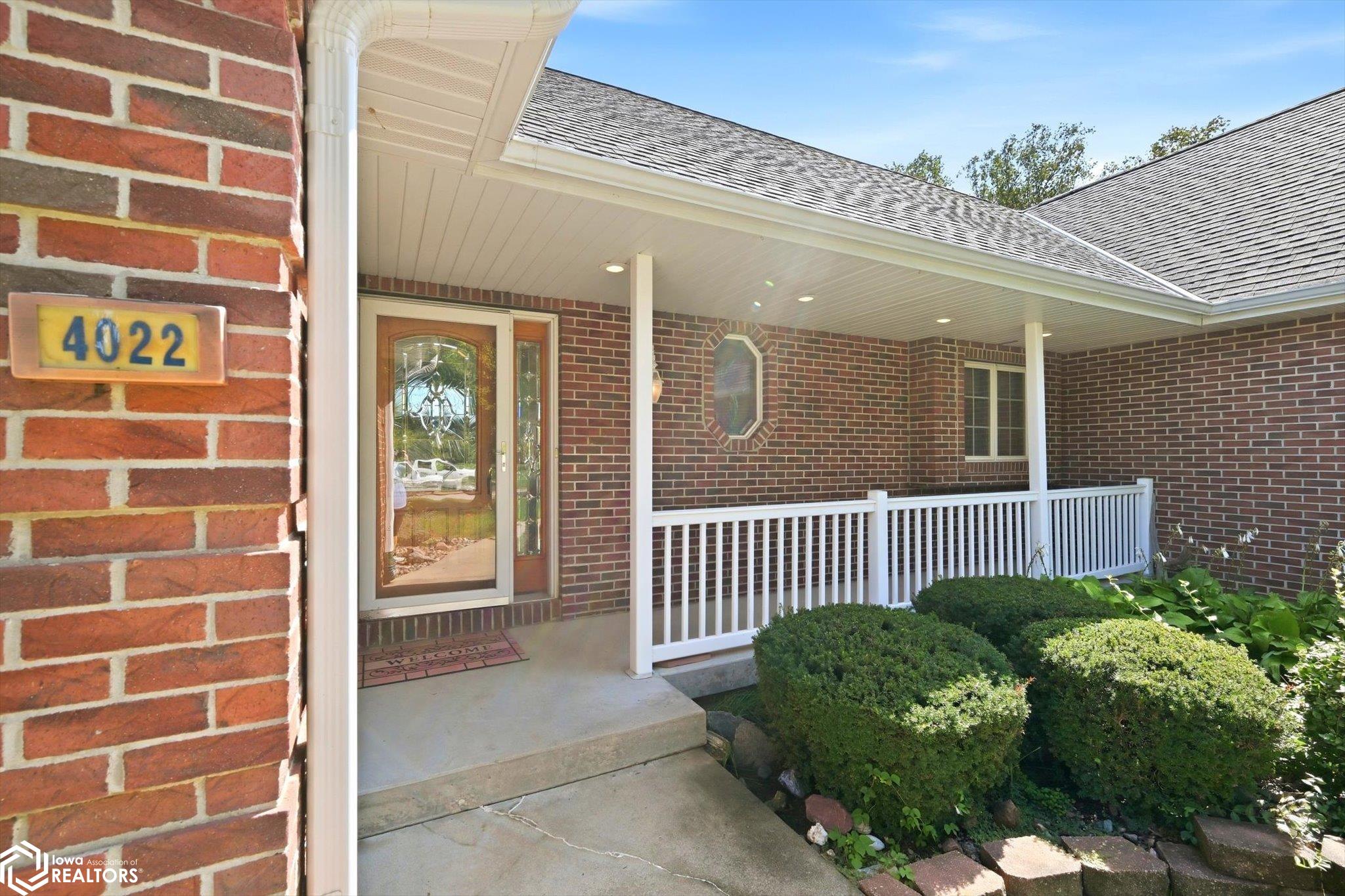 4022 Ridgeway Drive