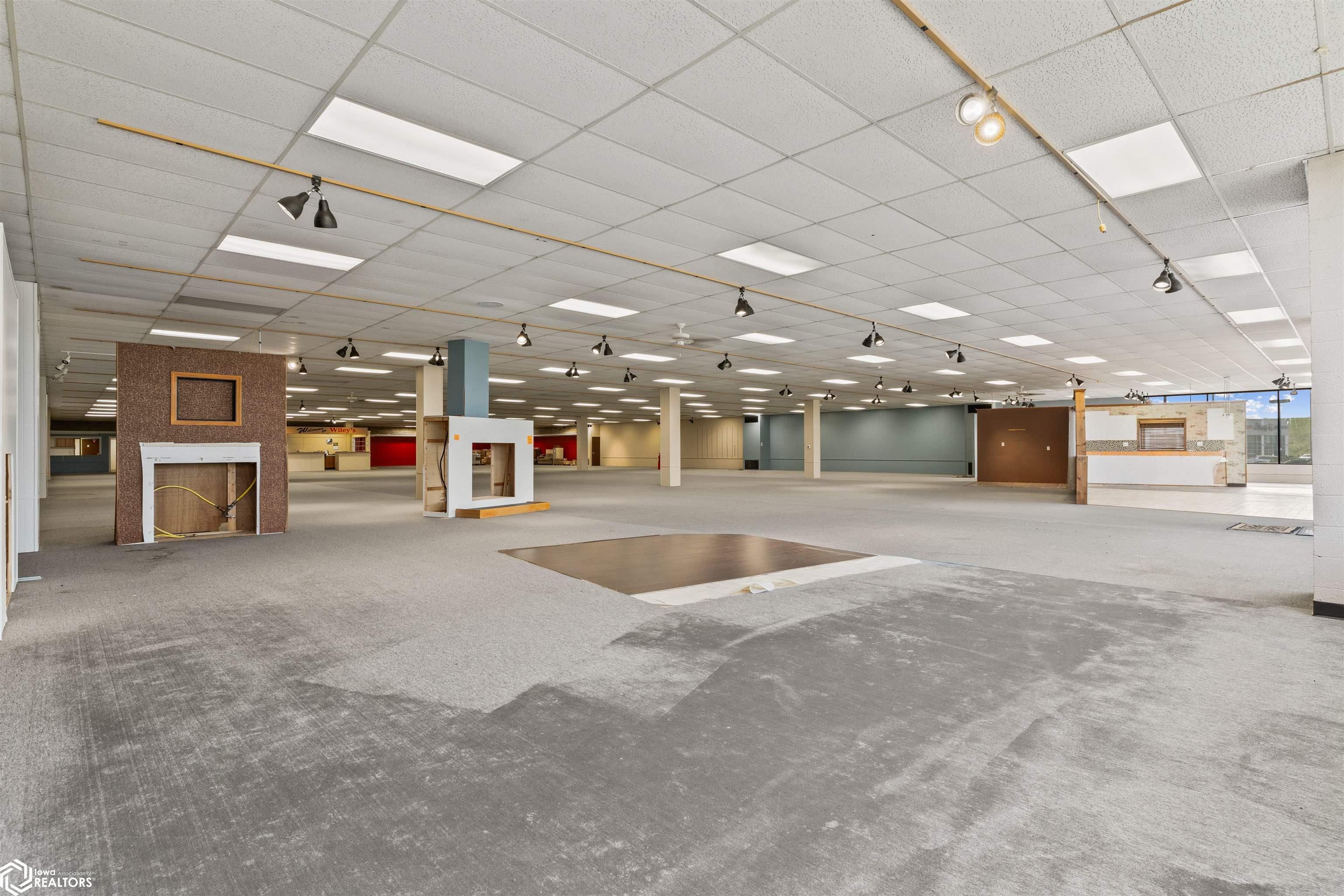 2235 E Washington St.