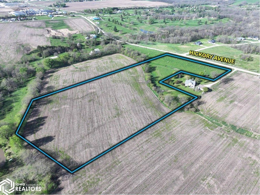 Photo of Hickory Avenue, Mount Pleasant, IA 52641 (MLS # 6337585)