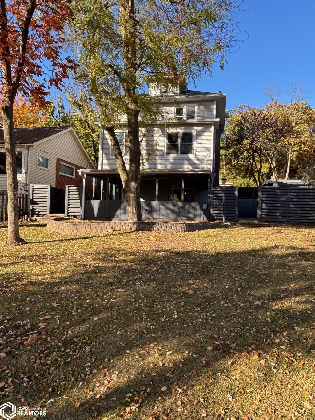 Photo of 1312 Avenue B, Fort Madison, IA 52627 (MLS # 6333458)