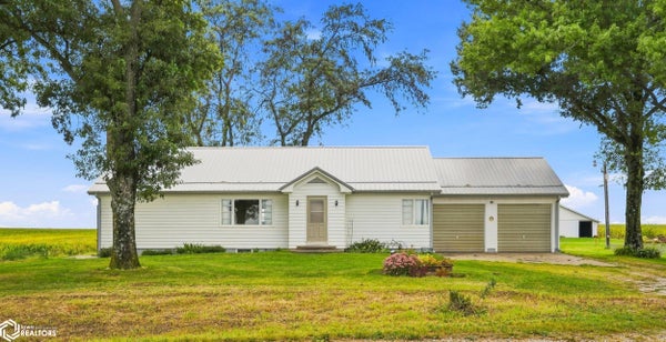 20631 180TH AVE, SIGOURNEY, IA 52591 - Image b488e5585e917a792f92f968f71f2ccd/1070903294