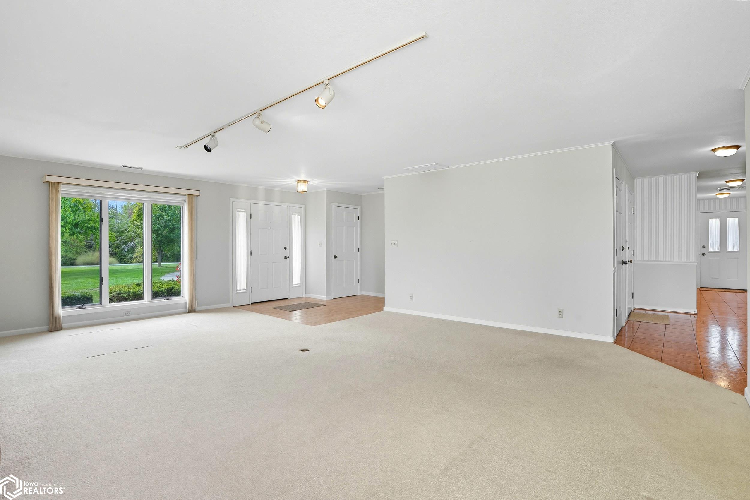 3382 Mississippi River Road