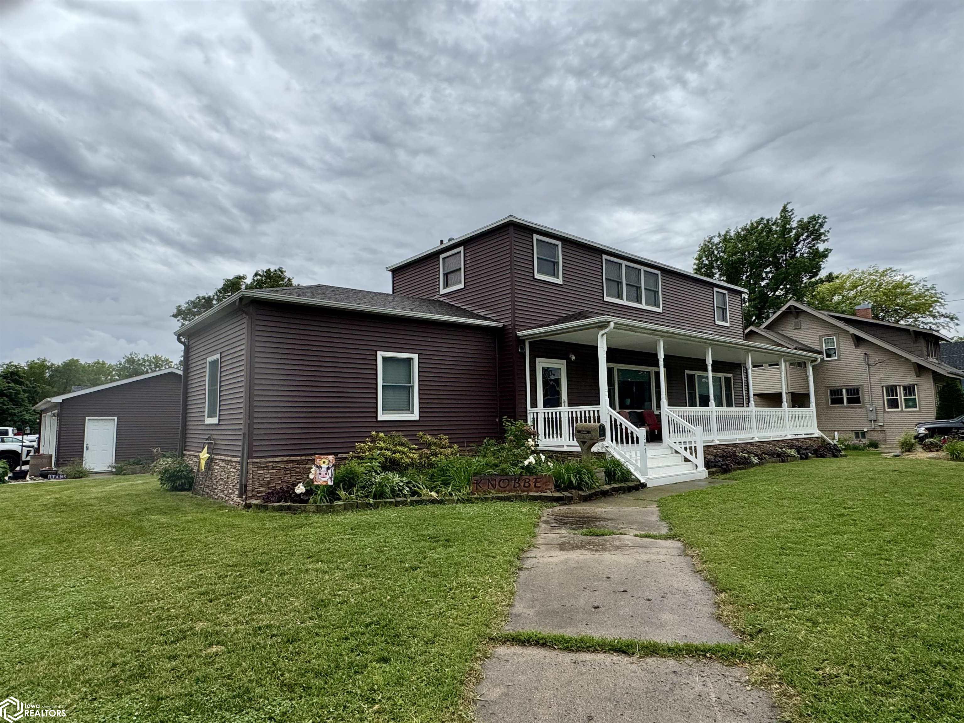 Photo 1 of 32 — 607 W Main Street, Lake City, IA 51449