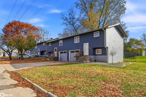 Photo of 302-308 W State Street, Mount Pleasant, IA 52641 (MLS # 6334022)