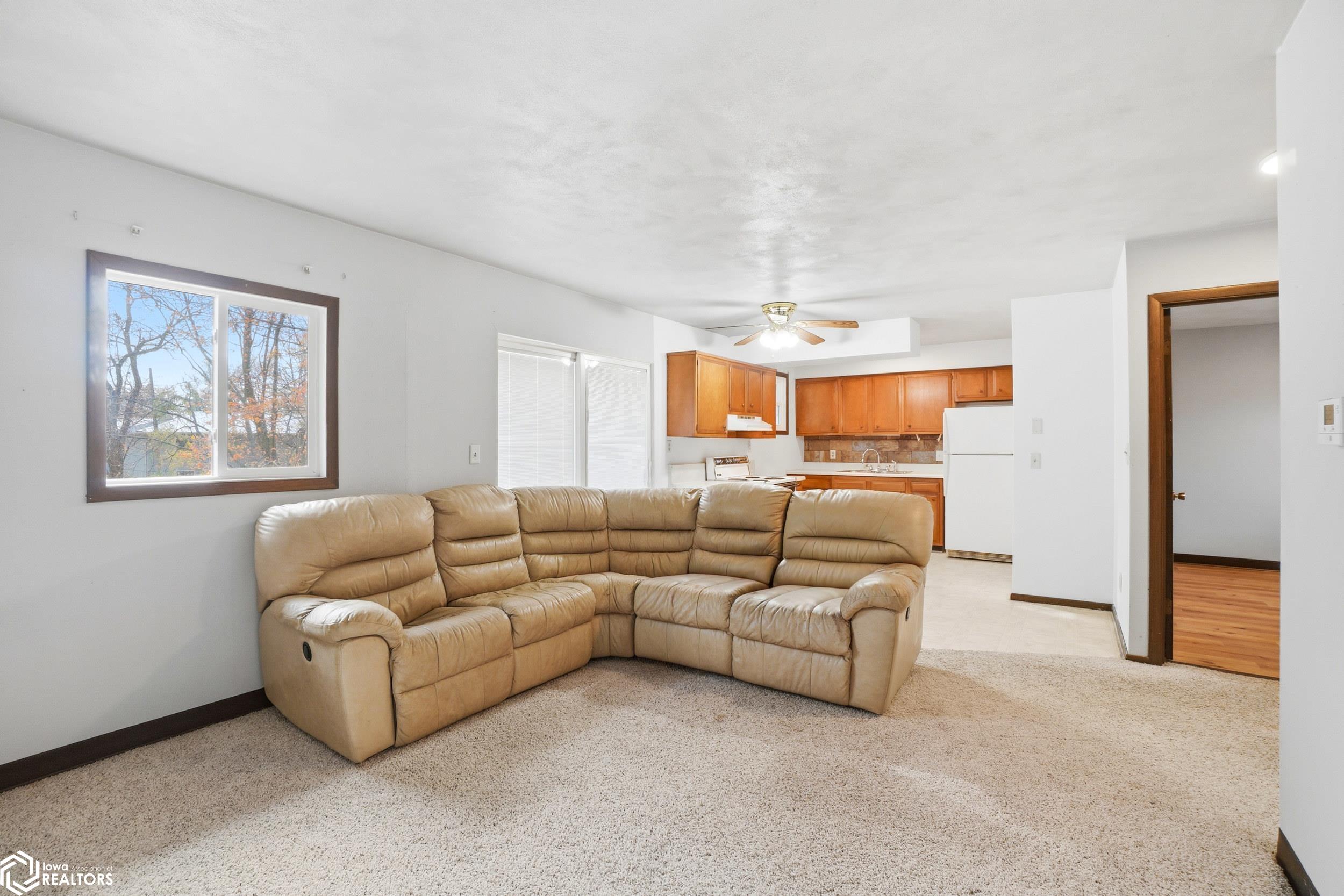 302-308 W State Street