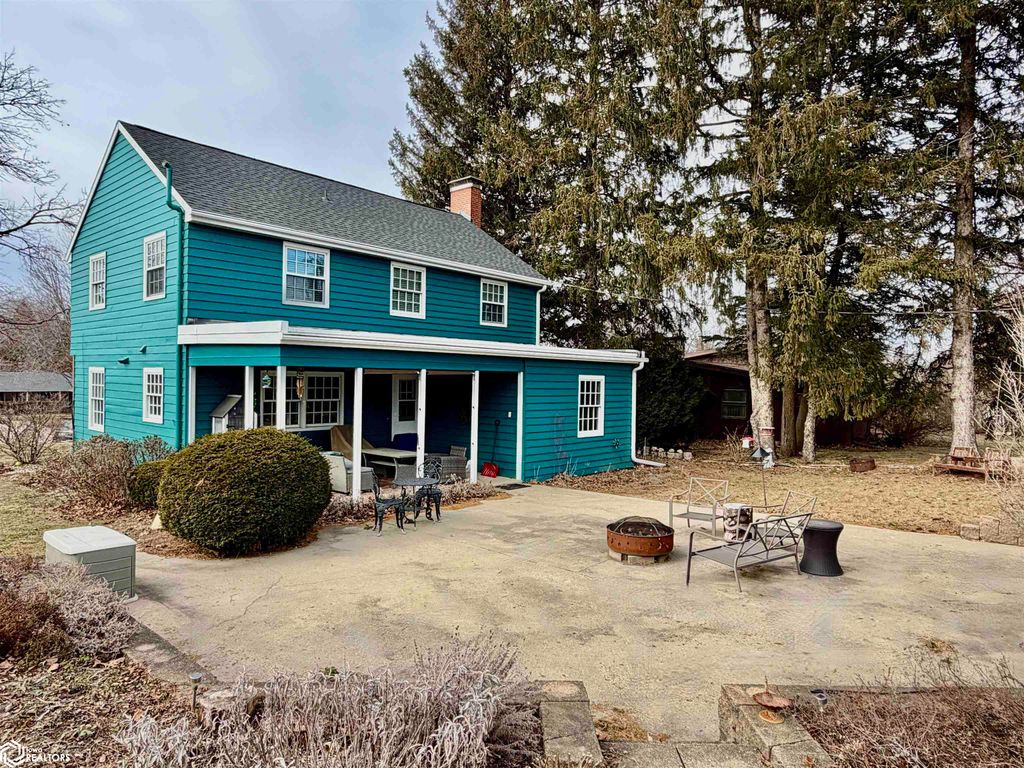 Photo of 1710 Country Club Drive, Grinnell, IA 50112 (MLS # 6335055)