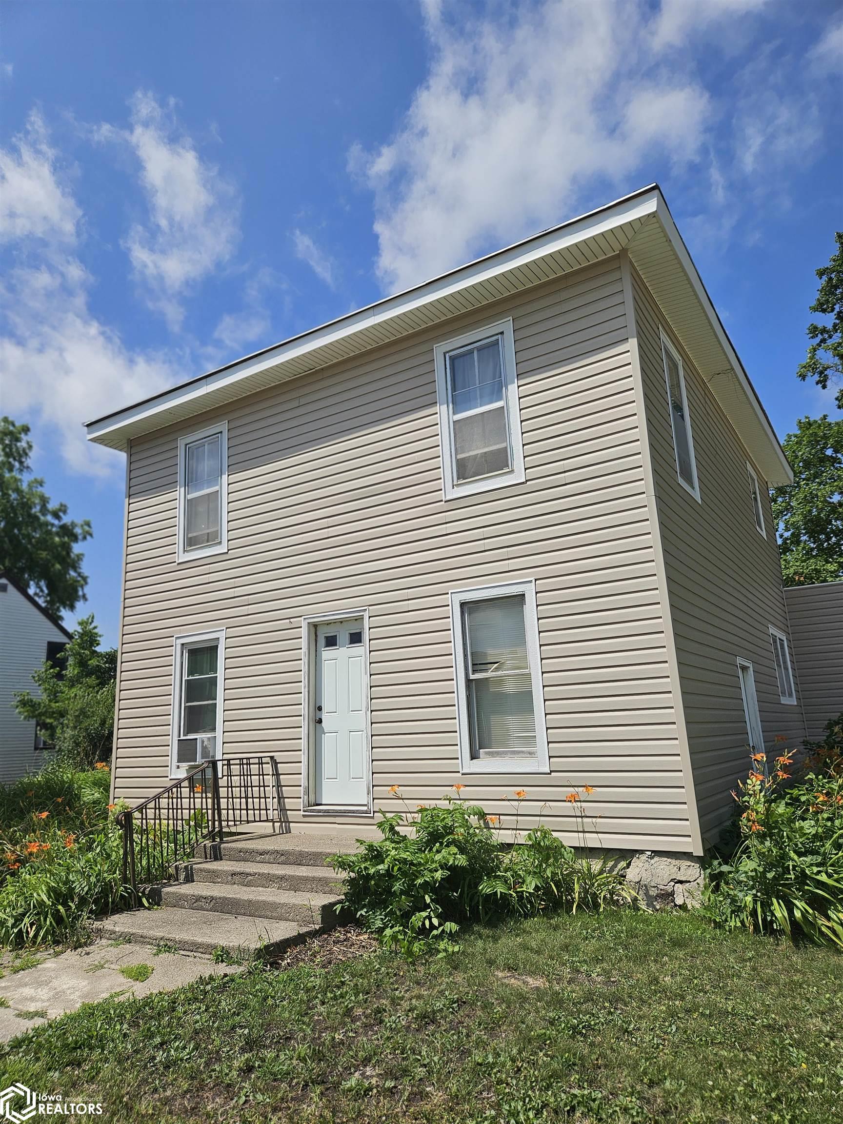 Photo 1 of 14 — 321 N Jones, Algona, IA 50511