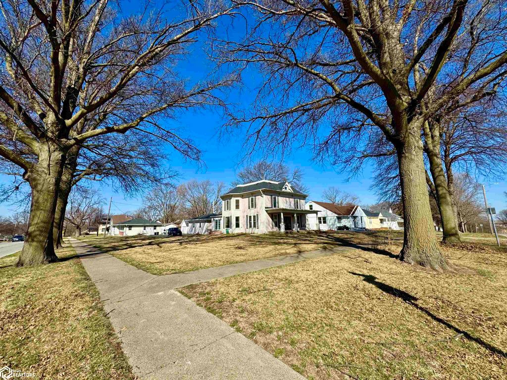 Photo of 911 Pine Street, Atlantic, IA 50022 (MLS # 6336296)