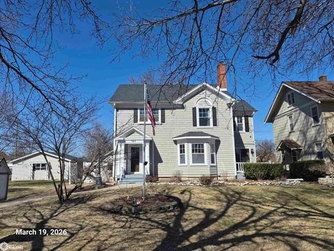 121 Vogel Avenue Ottumwa IA 52501