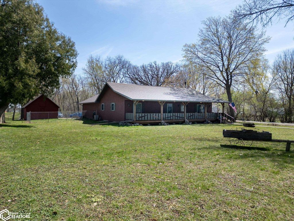 Photo of 502 S 12th Street, Clear Lake, IA 50428 (MLS # 6337554)