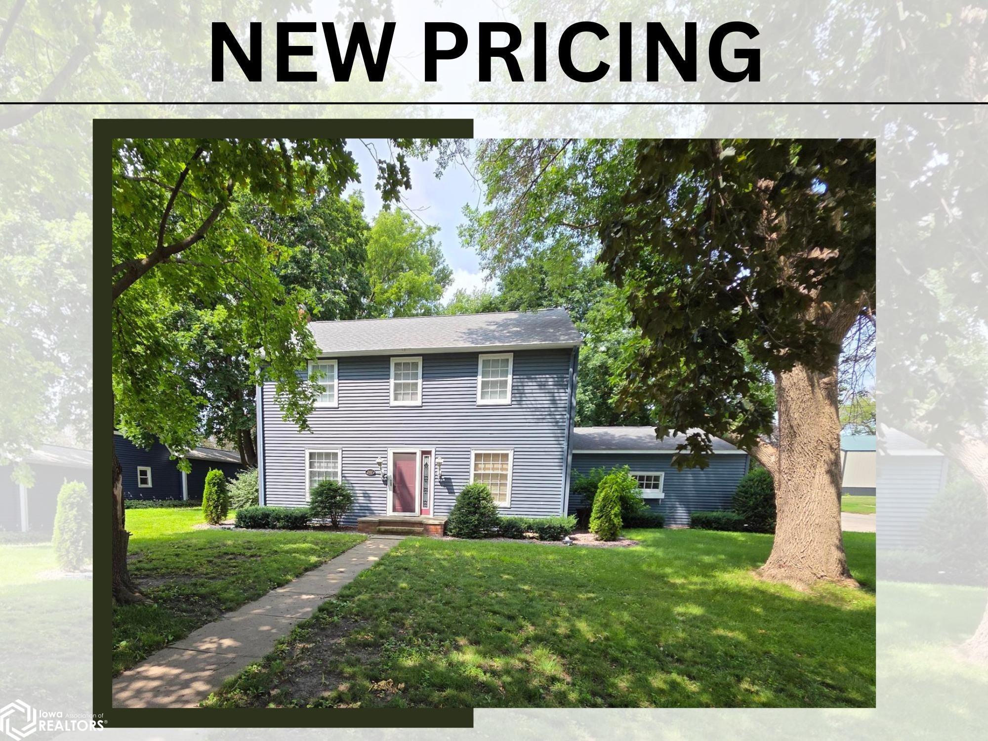 Photo 1 of 34 — 517 1St Street NE, Buffalo Center, IA 50424