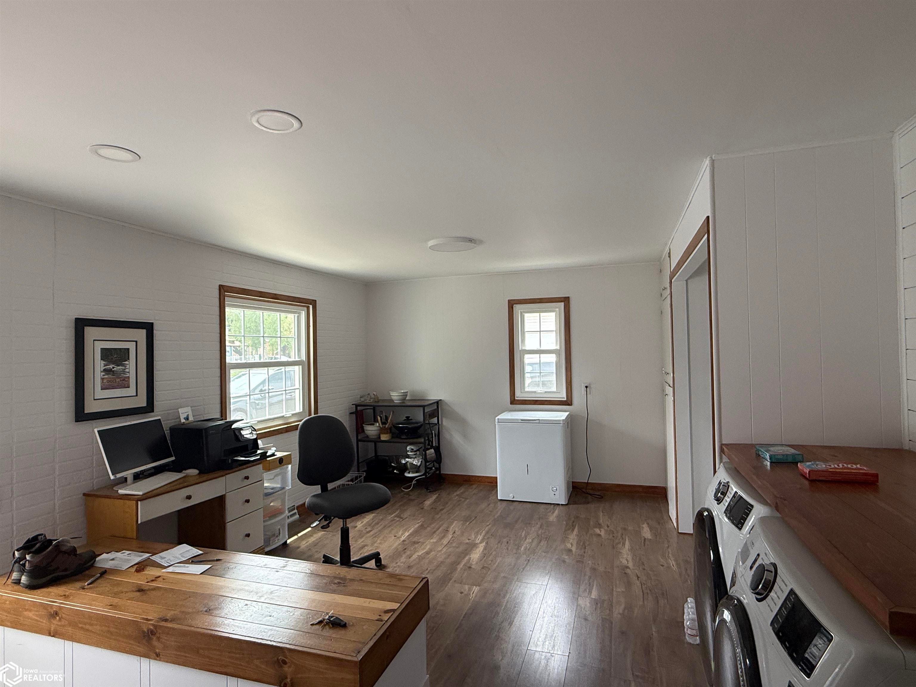 411 N Main Street - Photo 3