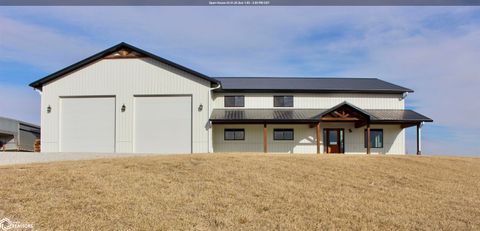 46424 Hackberry Road Oakland IA 51560
