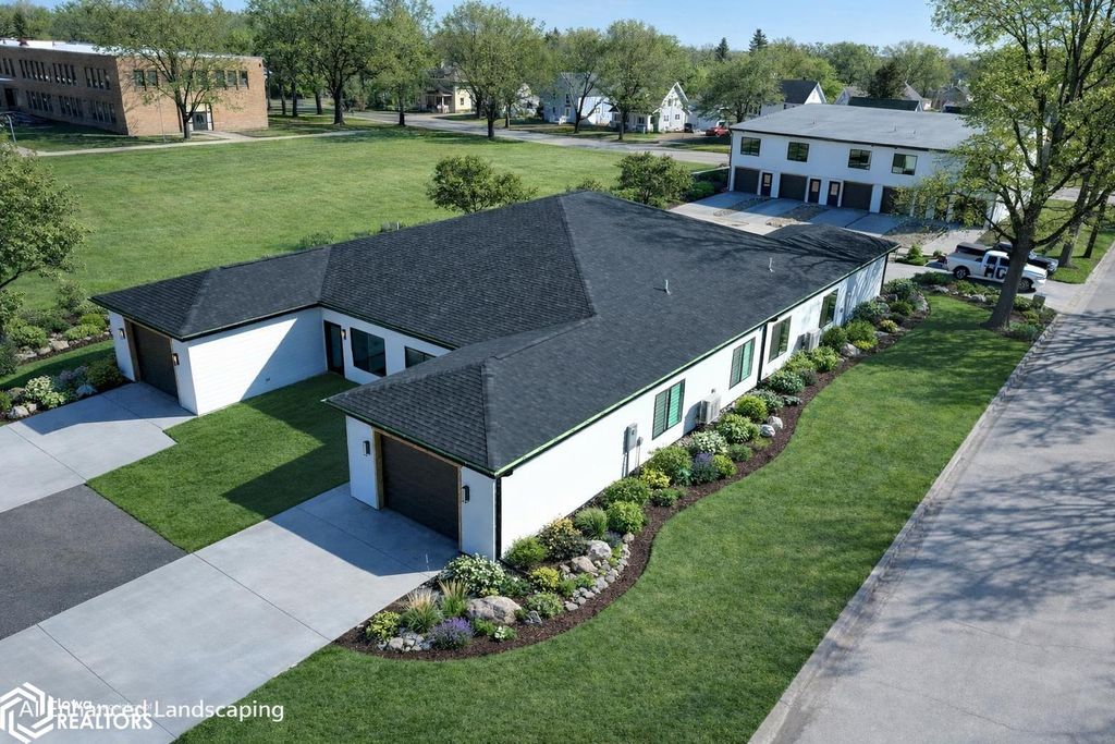 Photo of 327 S 12th Street #1 of 4, Sac City, IA 50508 (MLS # 6336315)