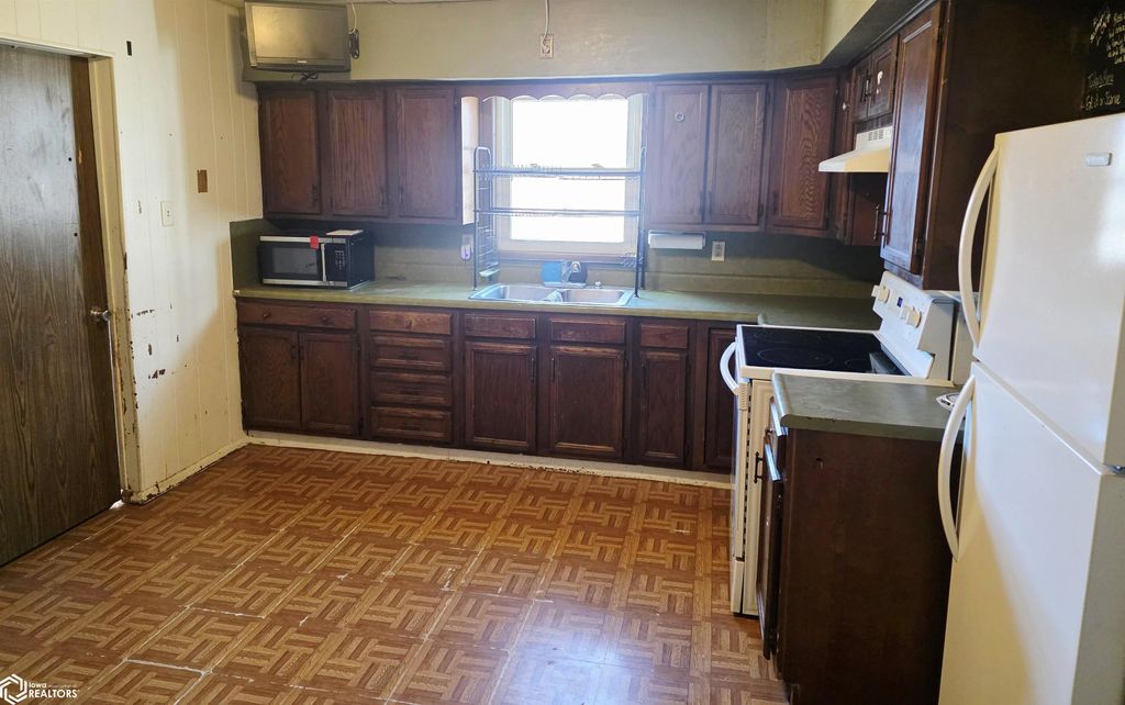 Photo of 404 Worth Street, Ackley, IA 50601 (MLS # 6336321)