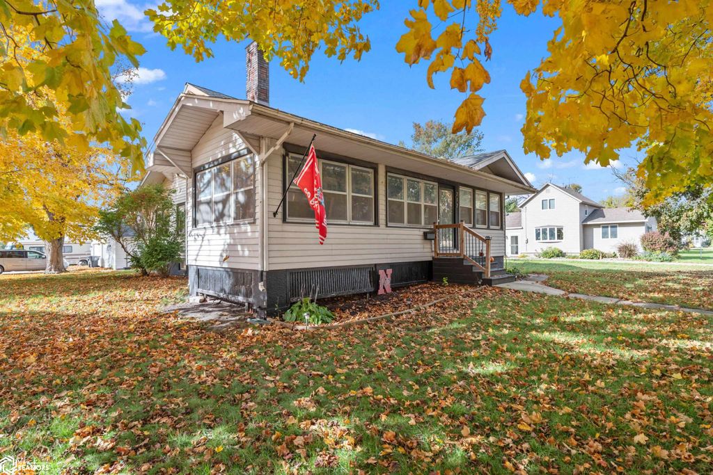 Photo of 212 3rd Avenue, Melbourne, IA 50162 (MLS # 6333375)