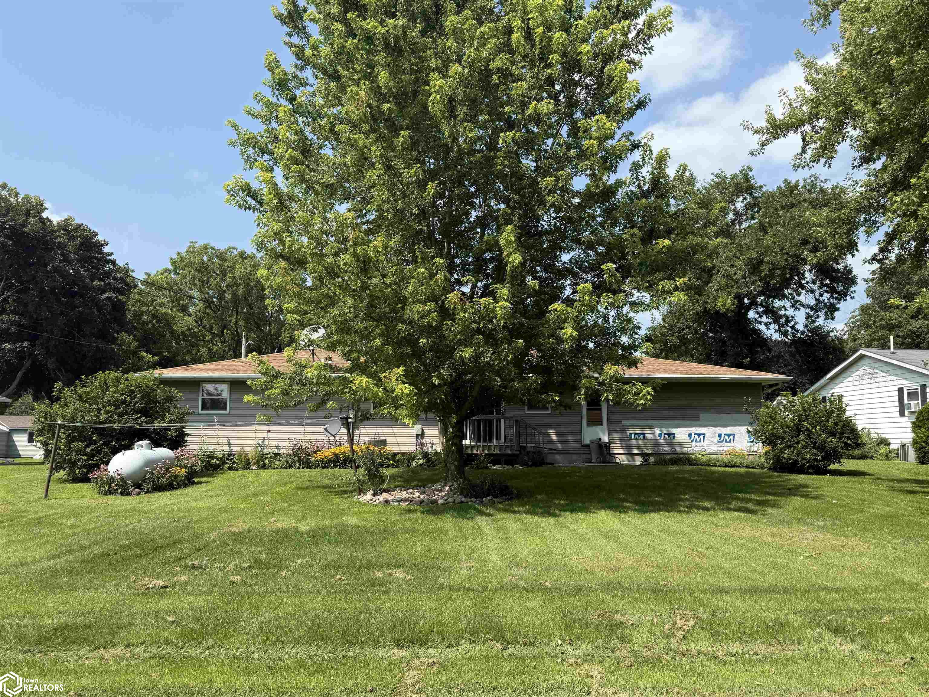 312 6Th Avenue W - Photo 4