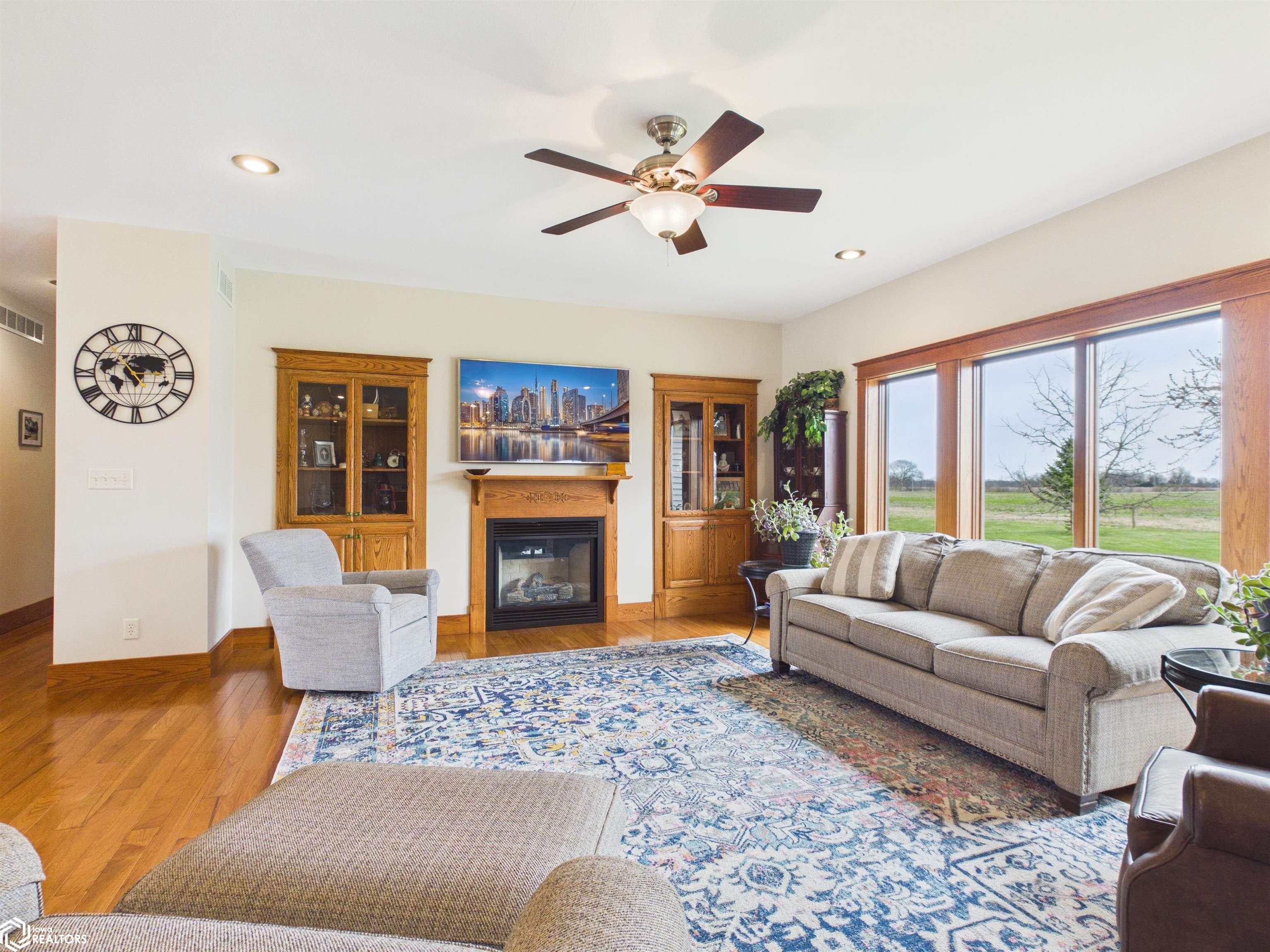 10526 Angle Road