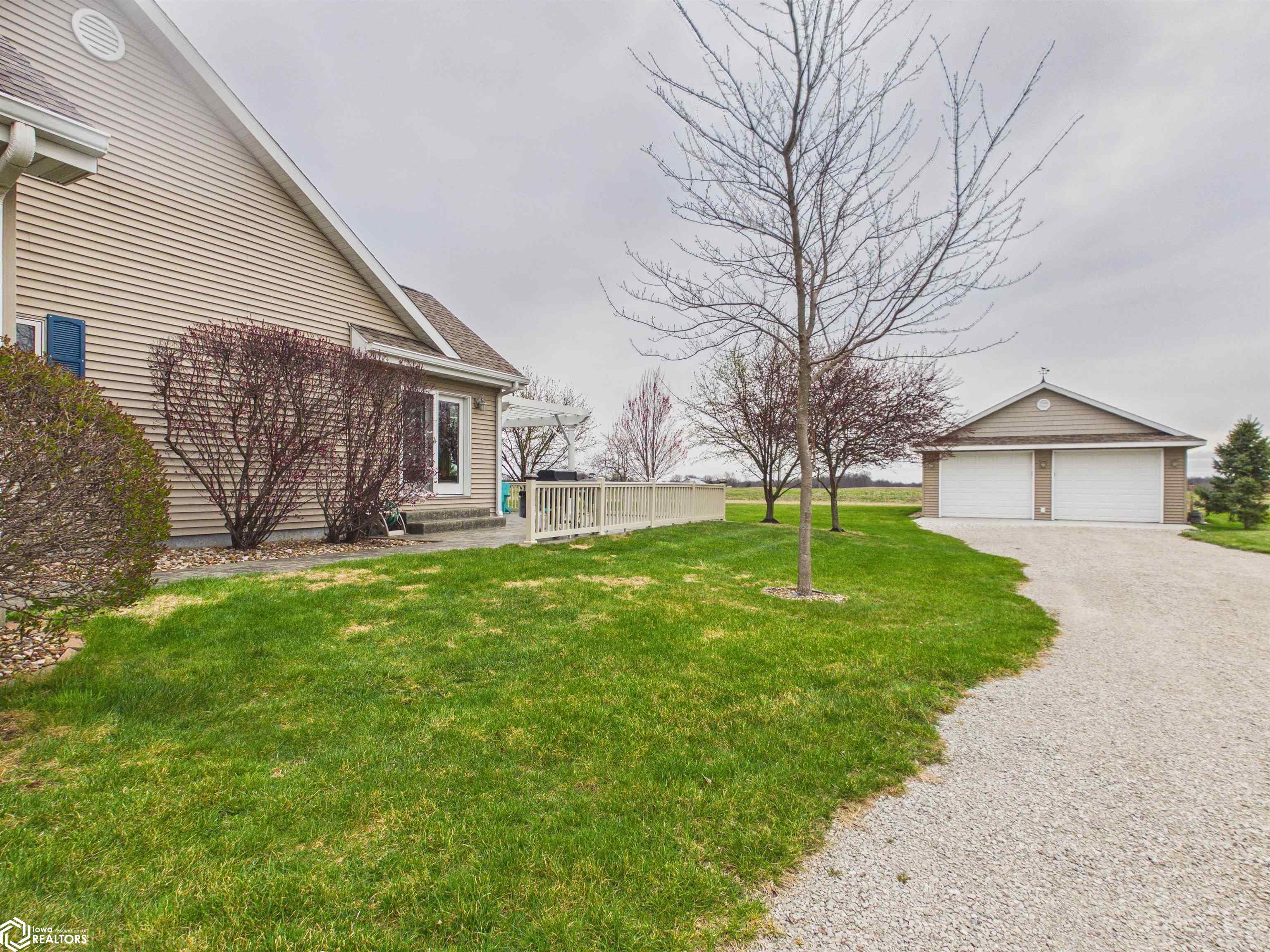 10526 Angle Road