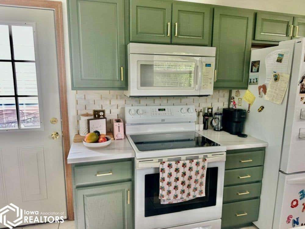 Photo of 1508 D ORCHARD MEADOWS Drive, Burlington, IA 52601 (MLS # 6341513)