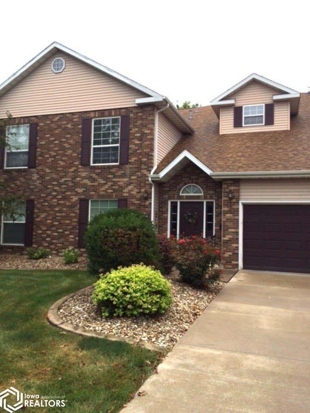 Photo of 1508 D ORCHARD MEADOWS Drive, Burlington, IA 52601 (MLS # 6341513)
