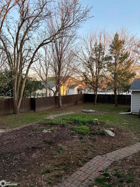Tiny photo for 402 W Monroe Street, Mount Pleasant, IA 52641 (MLS # 6337099)
