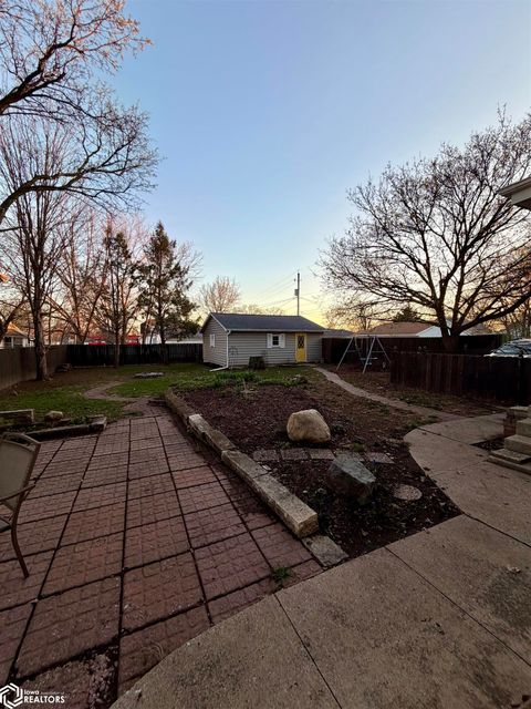 Tiny photo for 402 W Monroe Street, Mount Pleasant, IA 52641 (MLS # 6337099)