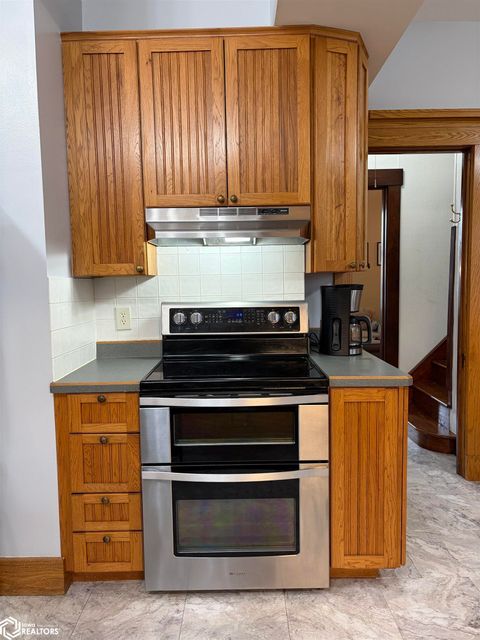 Tiny photo for 402 W Monroe Street, Mount Pleasant, IA 52641 (MLS # 6337099)