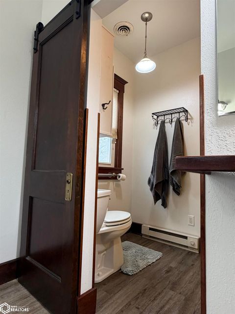 Tiny photo for 402 W Monroe Street, Mount Pleasant, IA 52641 (MLS # 6337099)