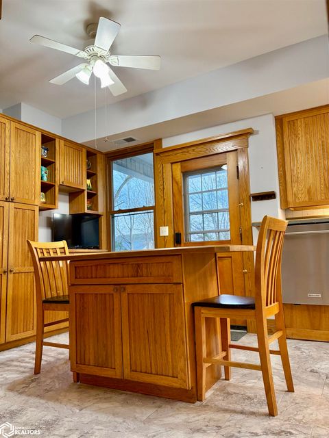 Tiny photo for 402 W Monroe Street, Mount Pleasant, IA 52641 (MLS # 6337099)